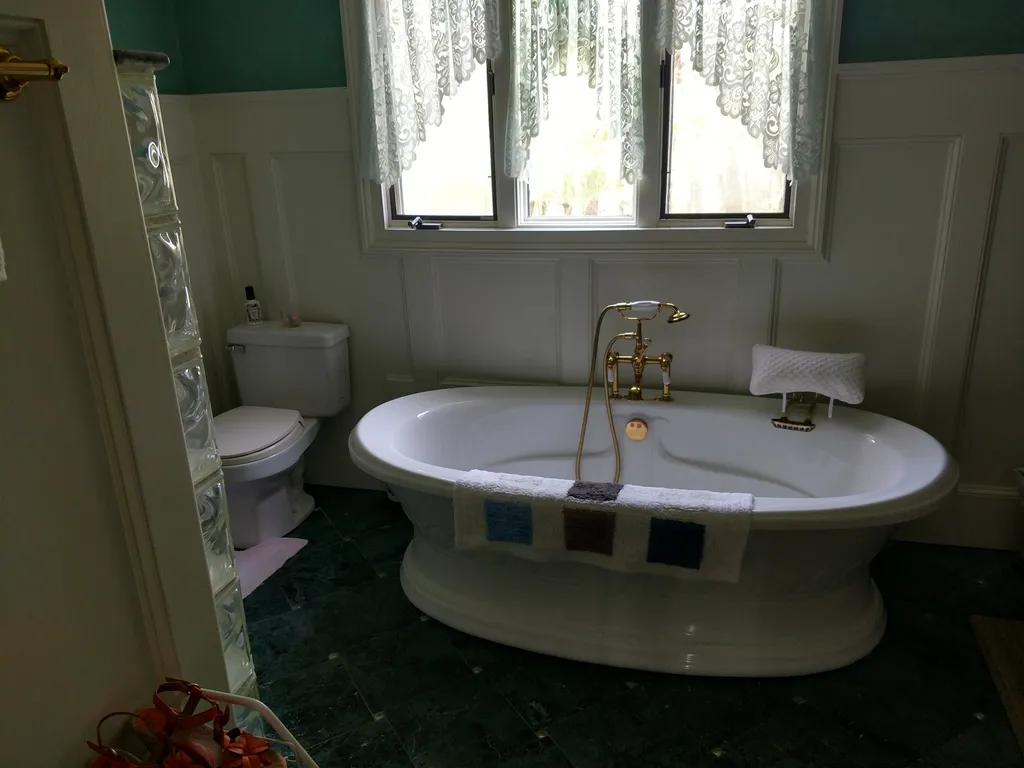 25 Depot Road New Durham NH 03855