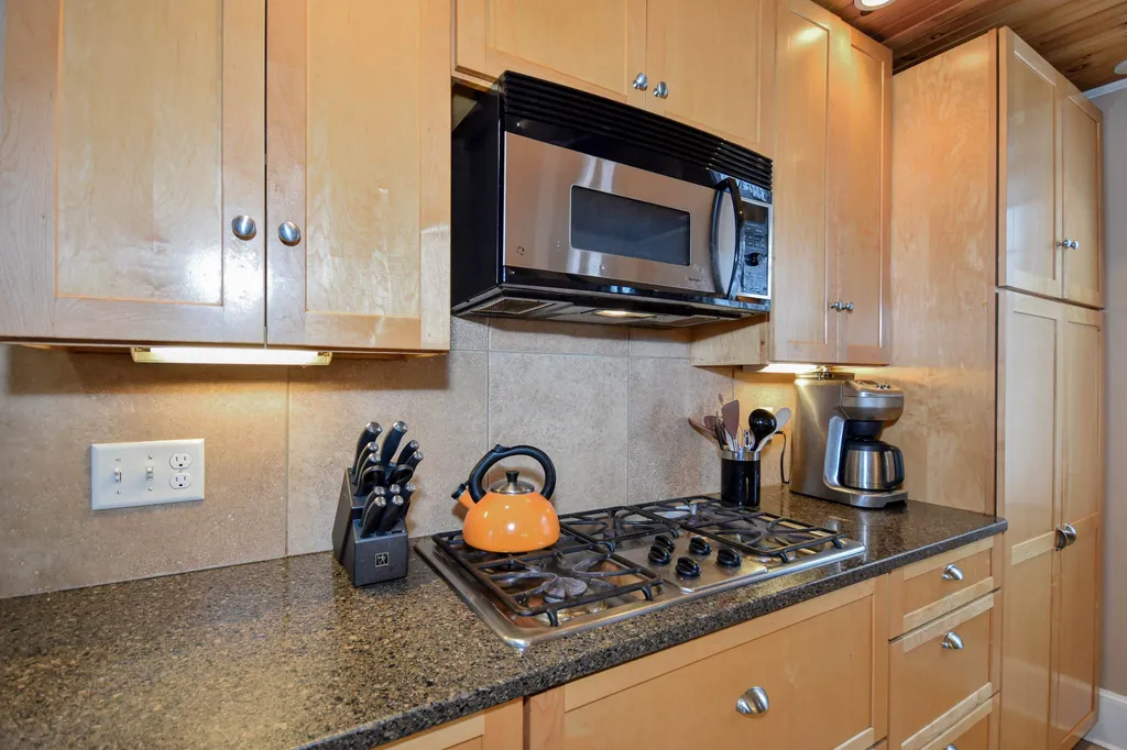 111 Stark Street Portsmouth NH 03801