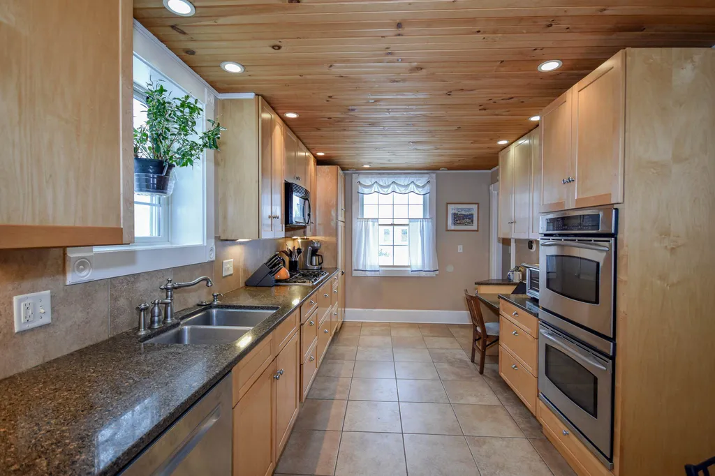 111 Stark Street Portsmouth NH 03801