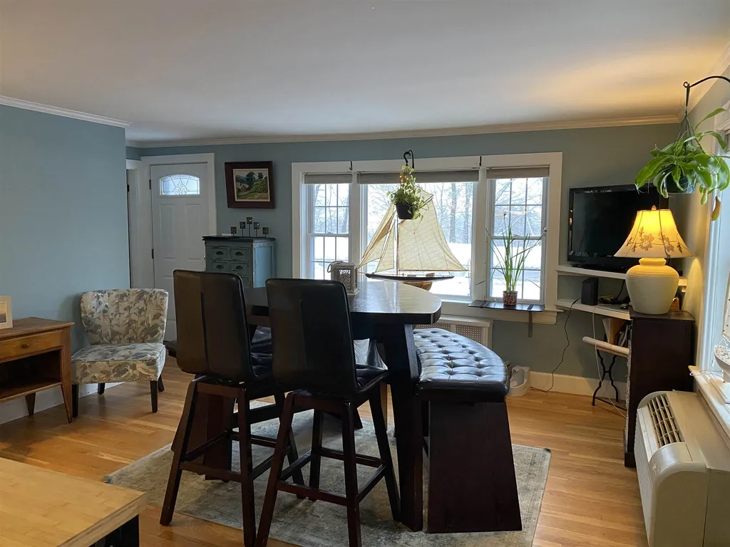 107 Back River Road Dover NH 03820