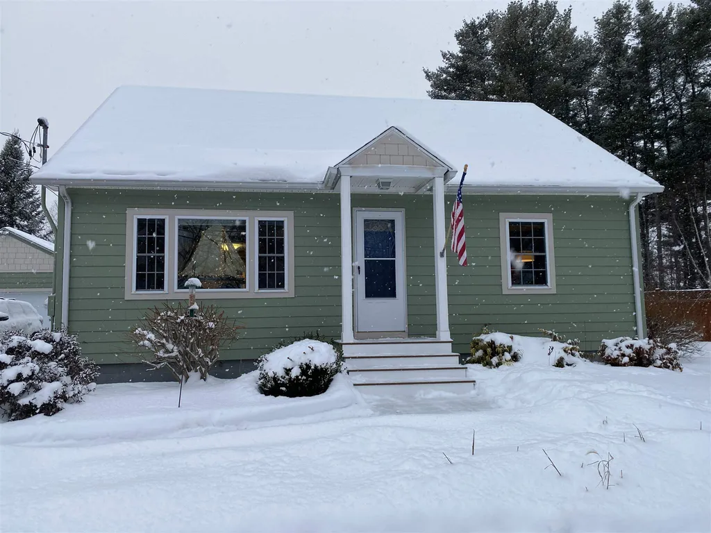 107 Back River Road Dover NH 03820