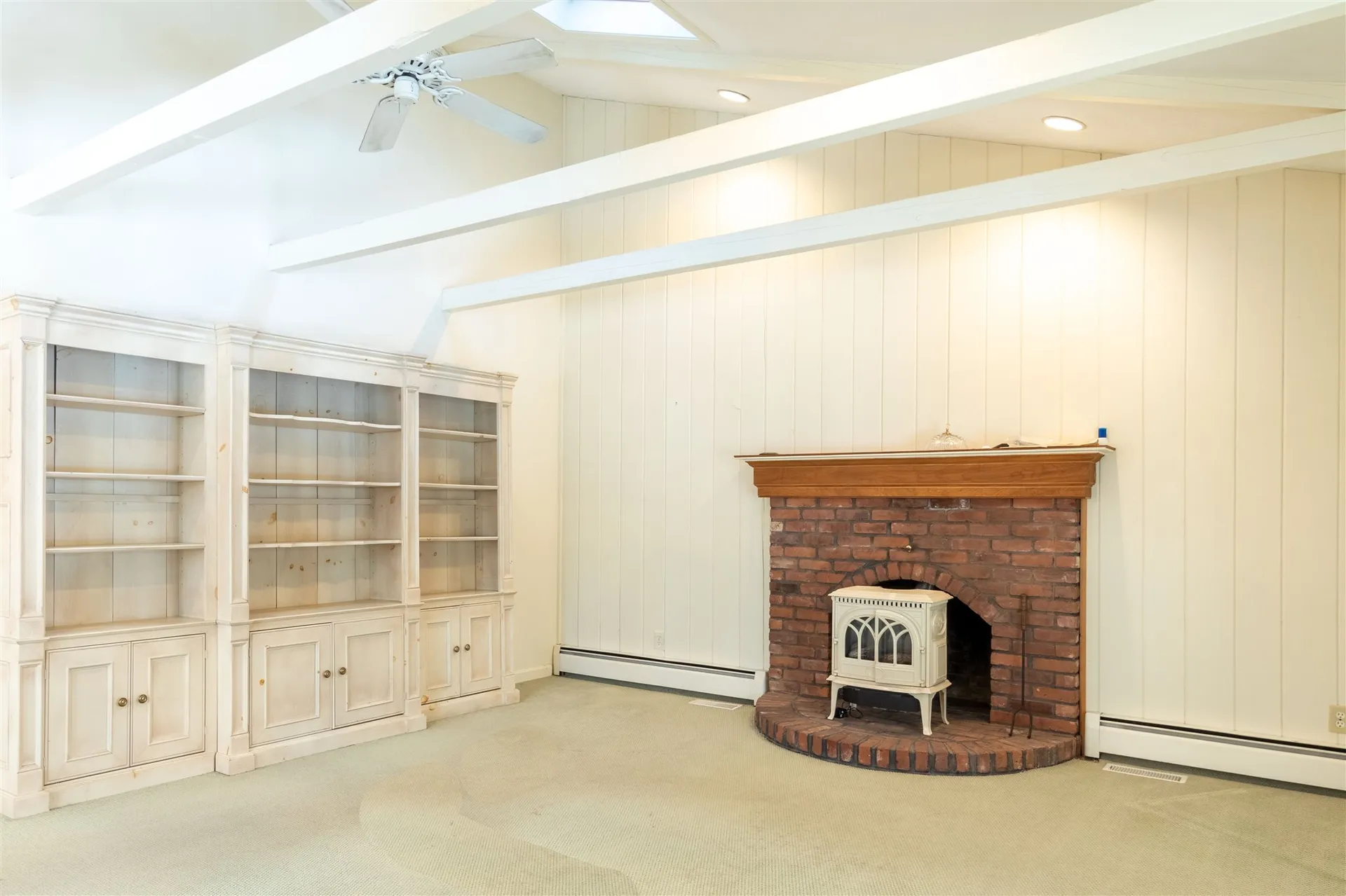 23 Raeder Drive Stratham NH 03885