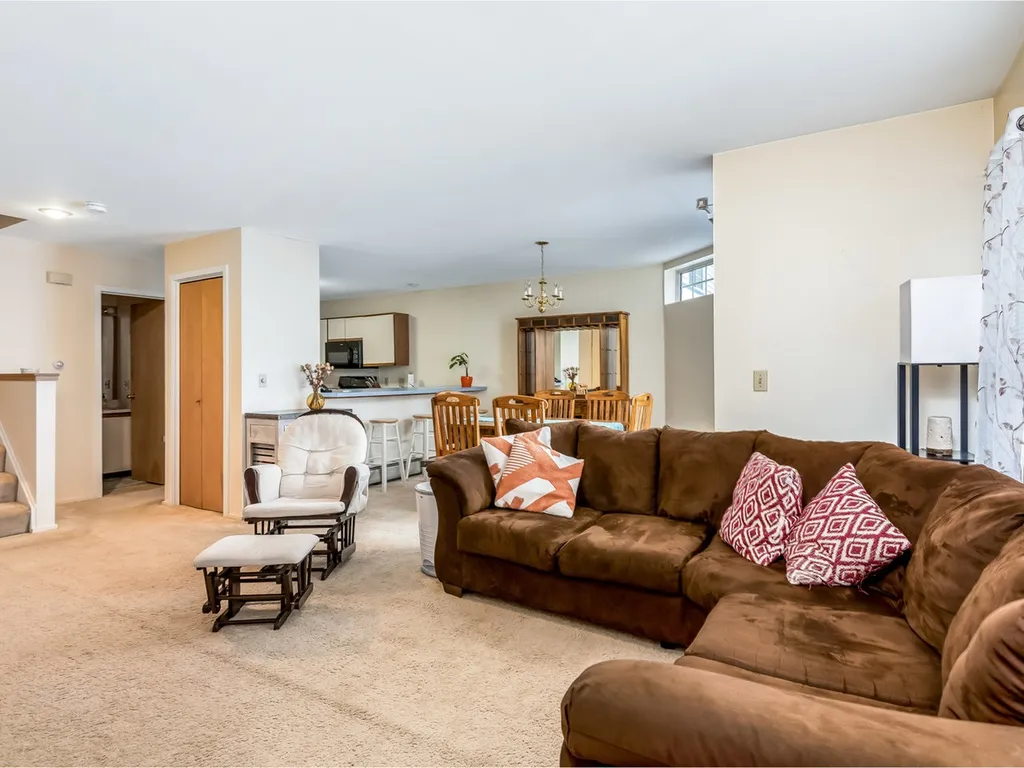 56 Winding Brook Drive South Burlington VT 05403-6751