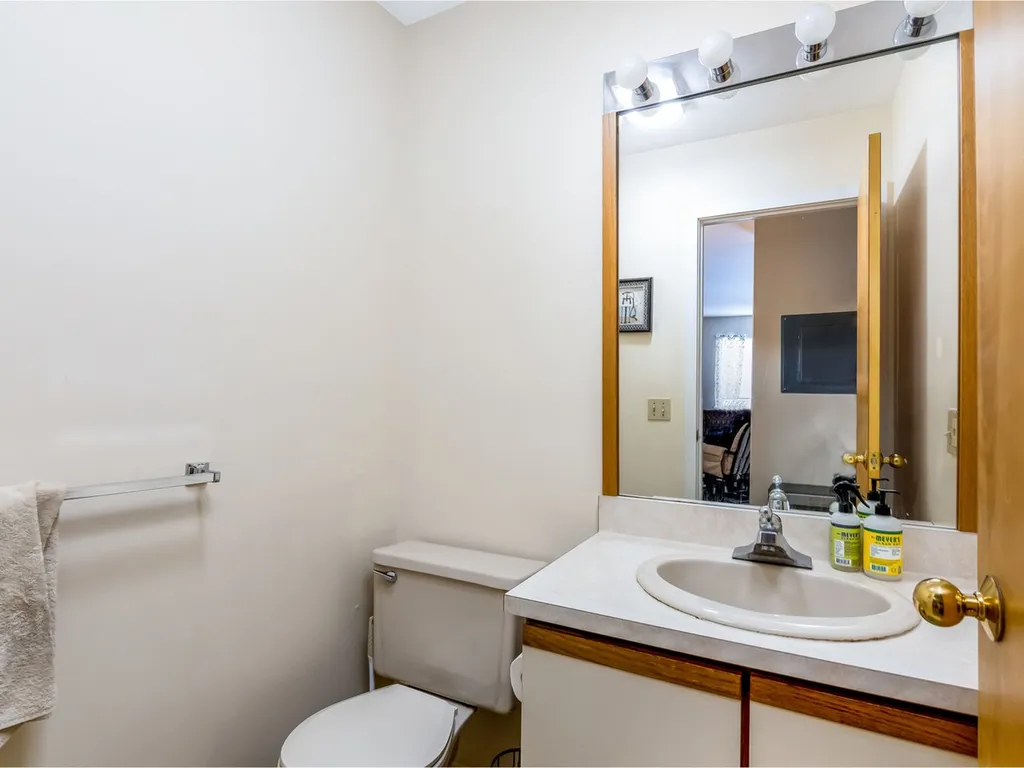 56 Winding Brook Drive South Burlington VT 05403-6751