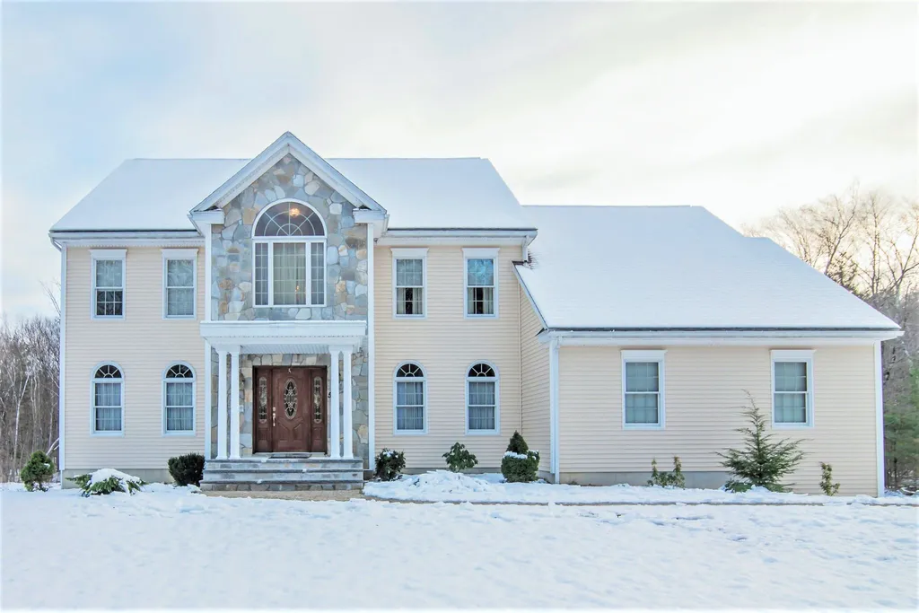 5 Orchid Springs Drive Atkinson NH 03811