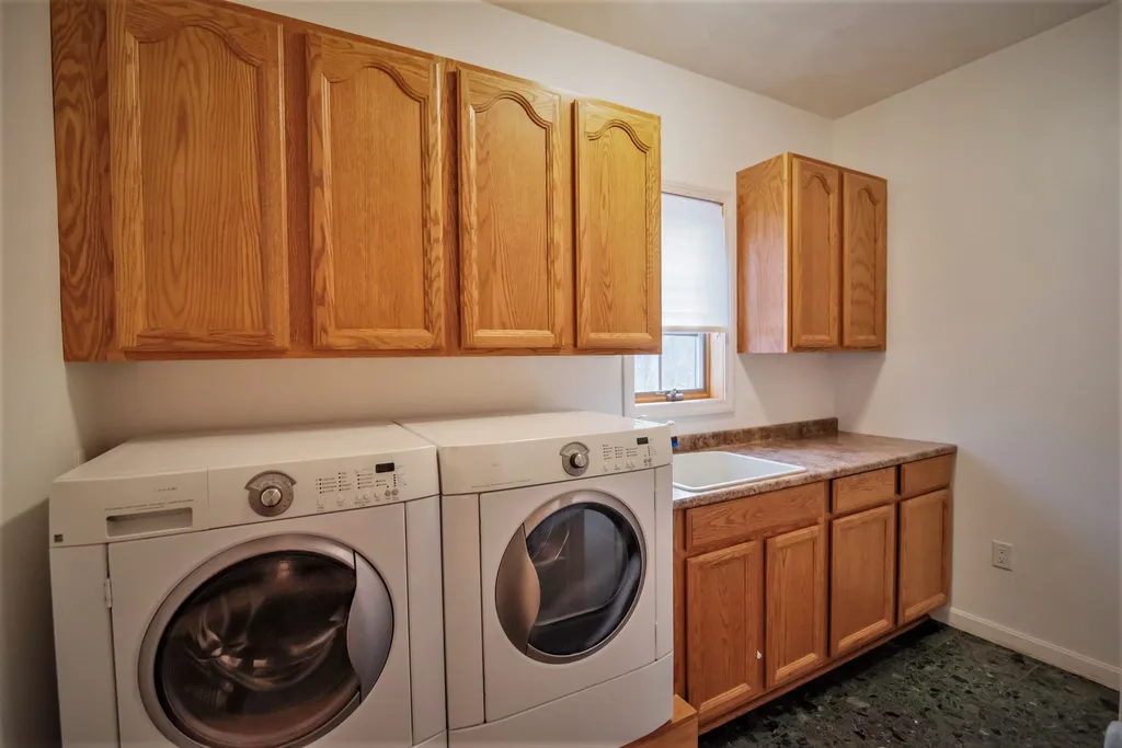 5 Orchid Springs Drive Atkinson NH 03811