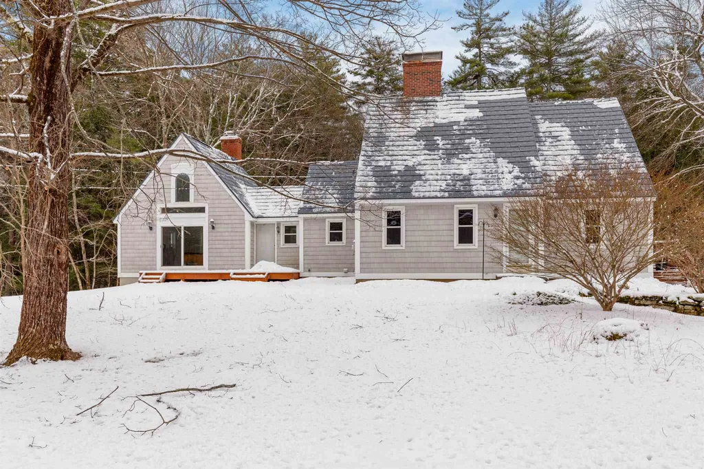 45 Odell Road Sandown NH 03873
