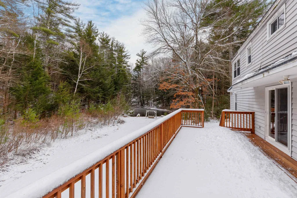 45 Odell Road Sandown NH 03873
