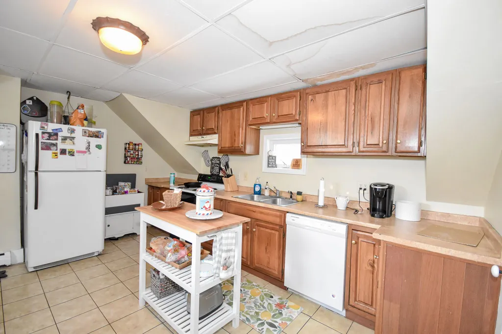 25 Highland Street Dover NH 03820