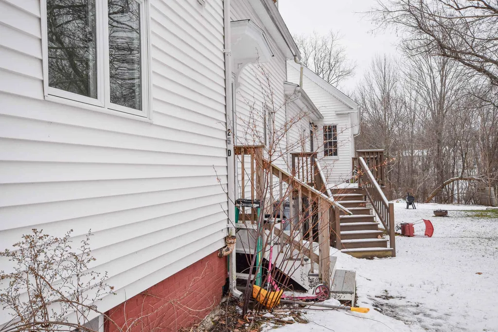 25 Highland Street Dover NH 03820