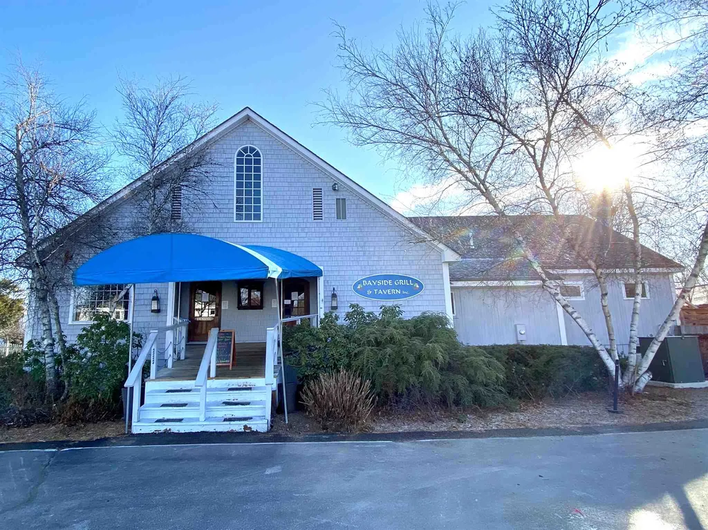 51 Mill Street Wolfeboro NH 03894