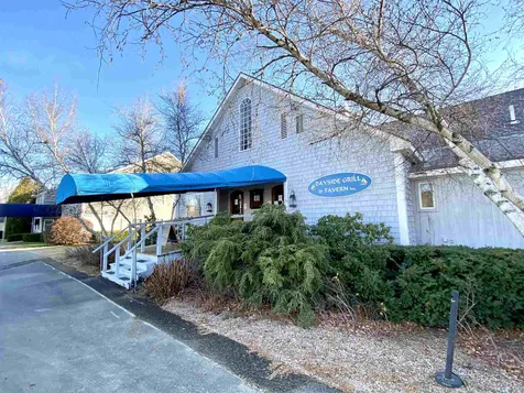 51 Mill Street Wolfeboro NH 03894