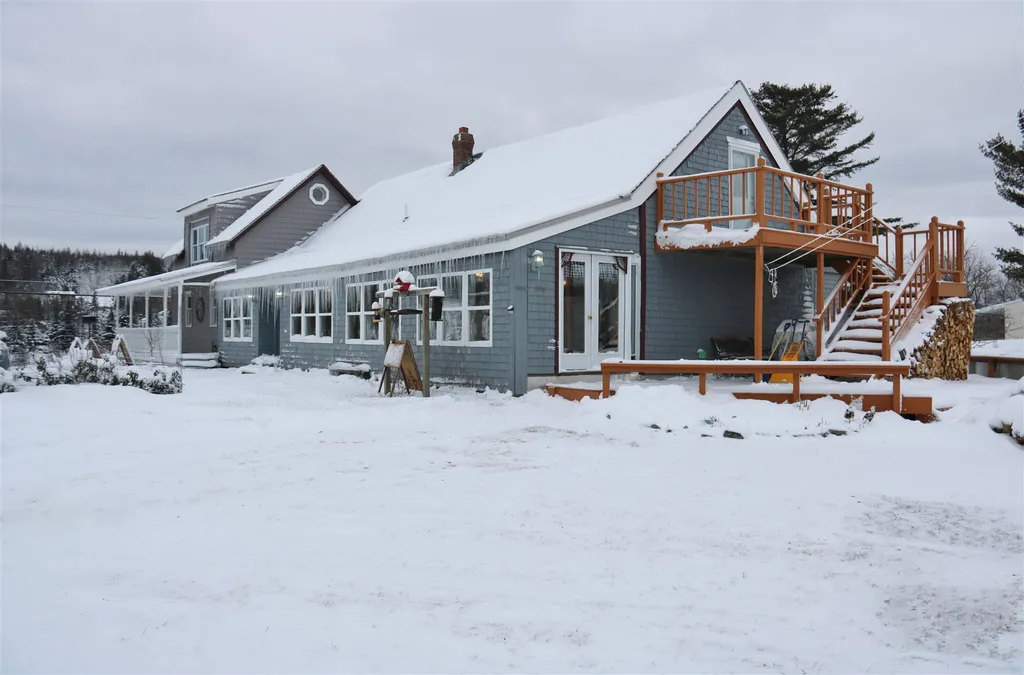 1206 East Side River Road Milan NH 03588