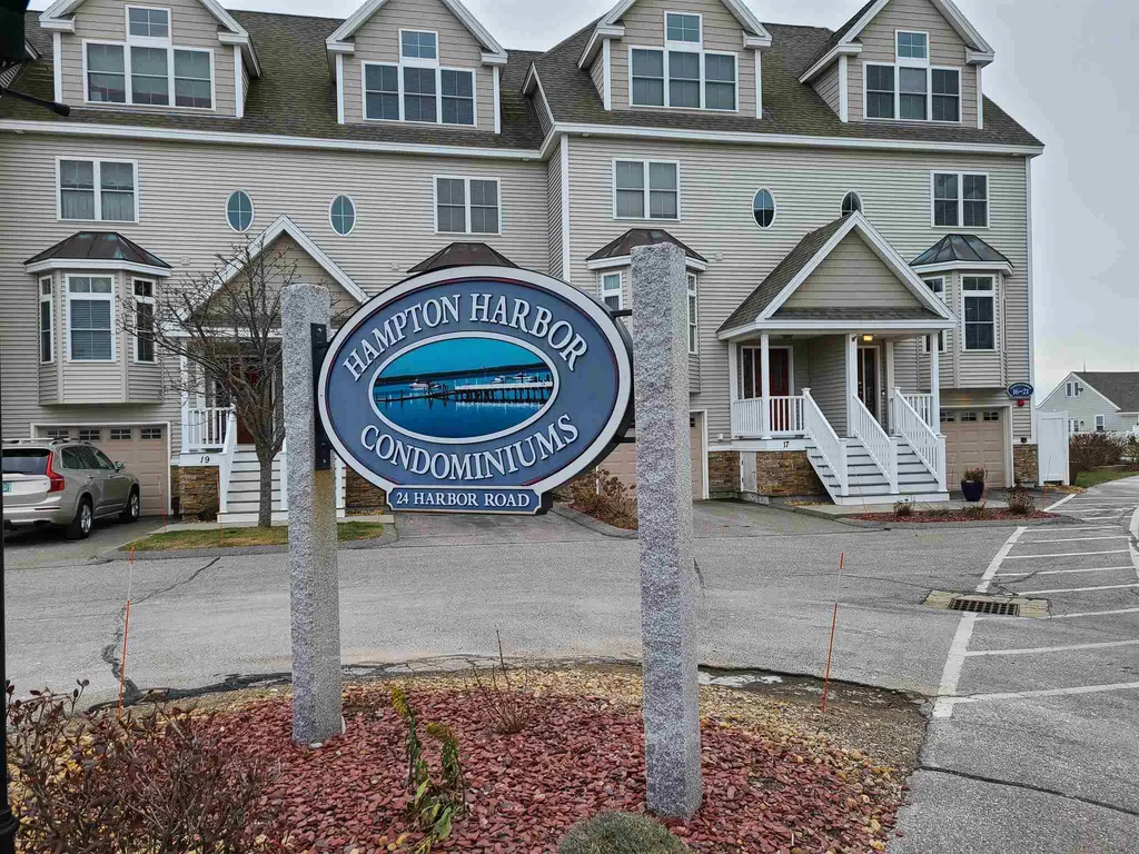 24 Harbor Road Hampton NH 03842
