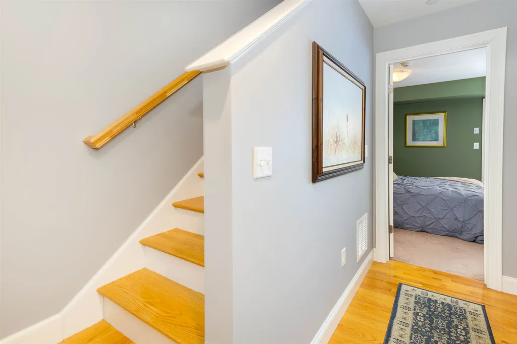 24 Harbor Road Hampton NH 03842