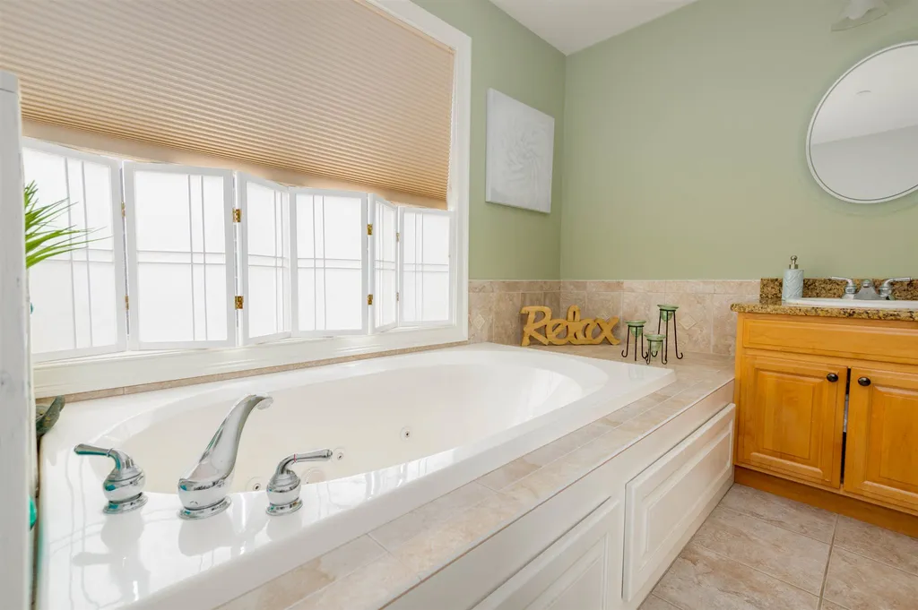 24 Harbor Road Hampton NH 03842