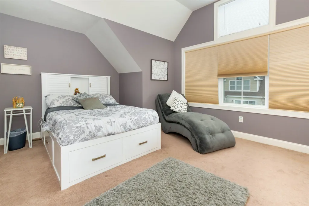 24 Harbor Road Hampton NH 03842