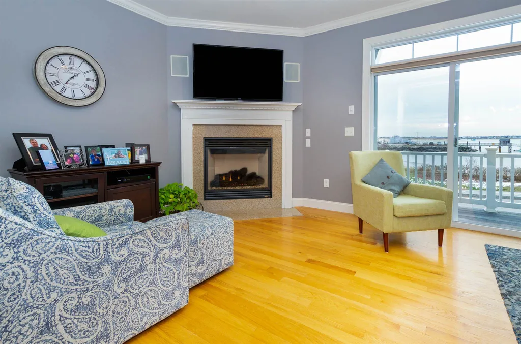 24 Harbor Road Hampton NH 03842