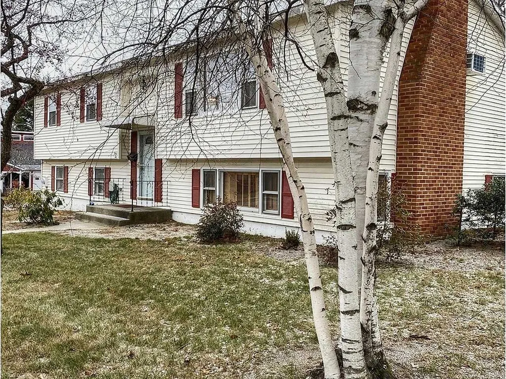 310 Shore Road Burlington VT 05408