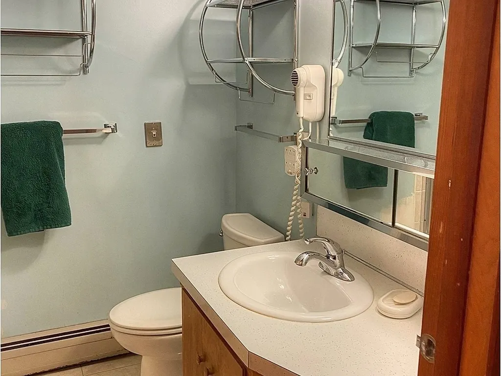 310 Shore Road Burlington VT 05408