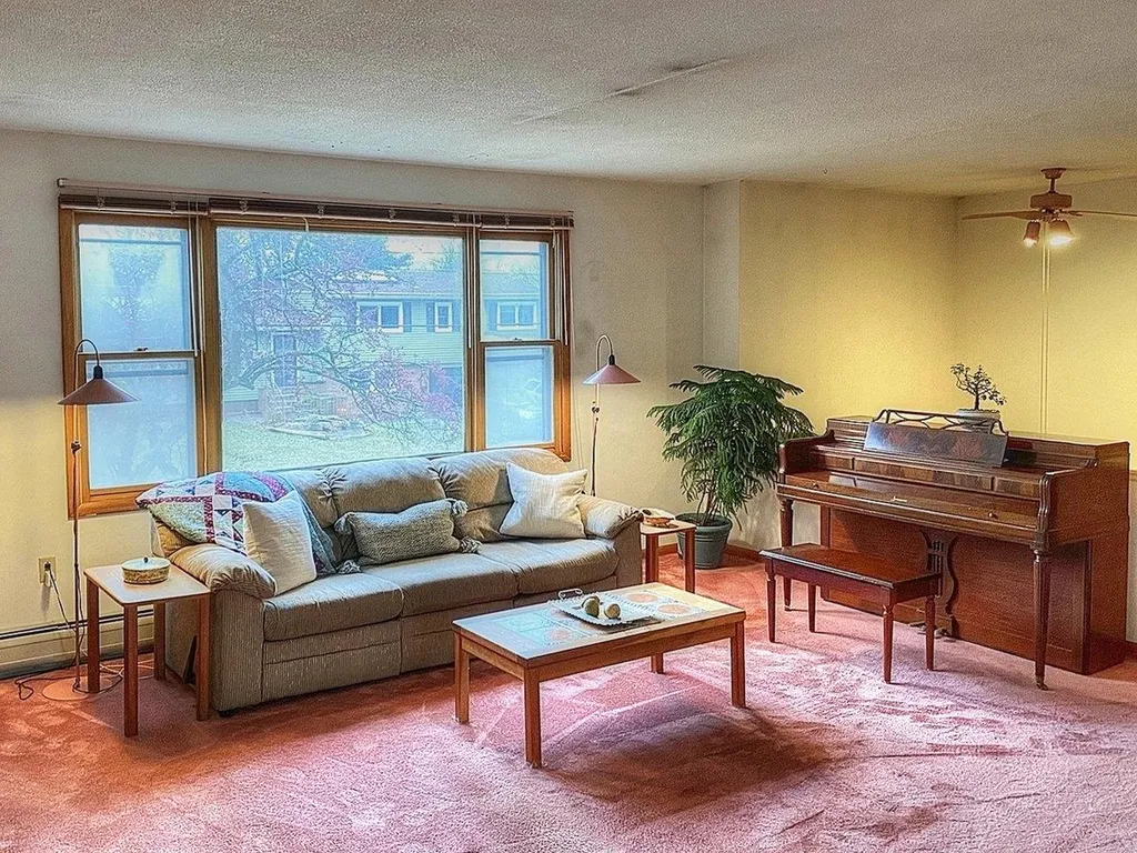 310 Shore Road Burlington VT 05408