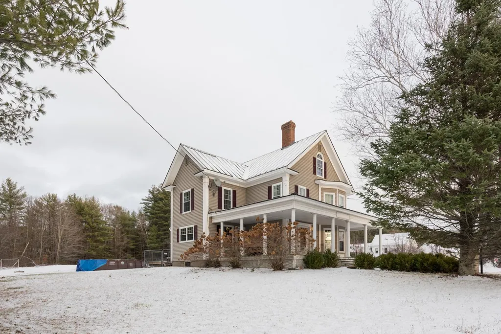 482 Sunapee Street Newport NH 03773