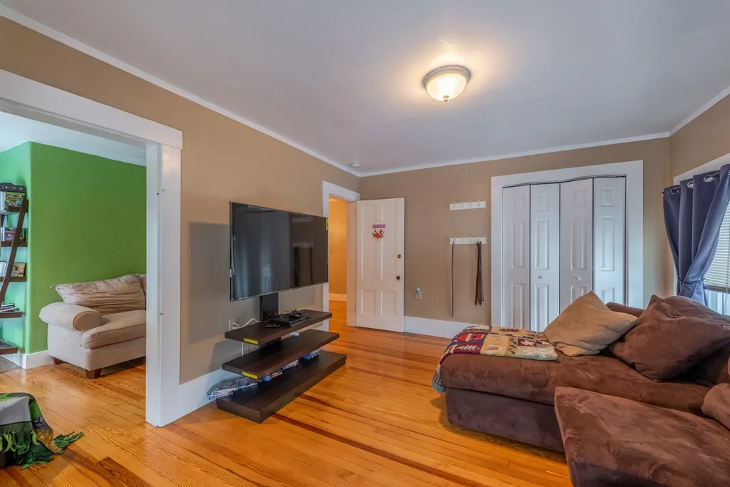 482 Sunapee Street Newport NH 03773