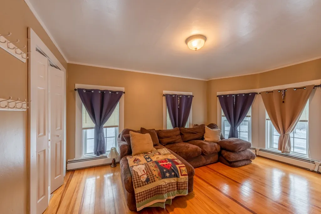 482 Sunapee Street Newport NH 03773