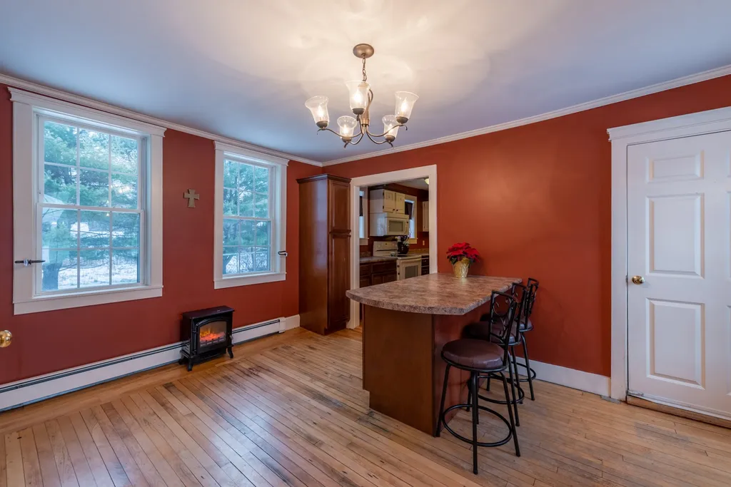 482 Sunapee Street Newport NH 03773