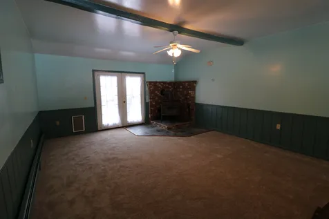 8 Grove Street Jaffrey NH 03452