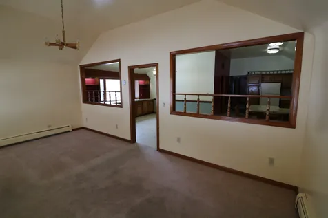 8 Grove Street Jaffrey NH 03452