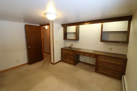 8 Grove Street Jaffrey NH 03452