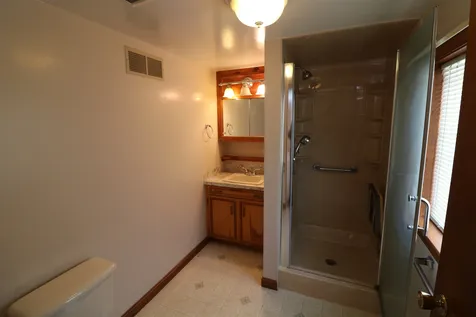 8 Grove Street Jaffrey NH 03452