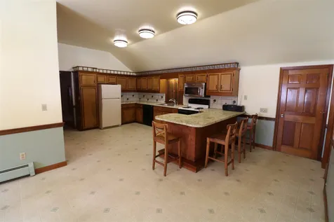 8 Grove Street Jaffrey NH 03452