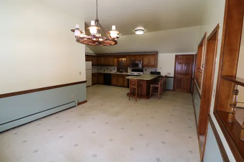 8 Grove Street Jaffrey NH 03452