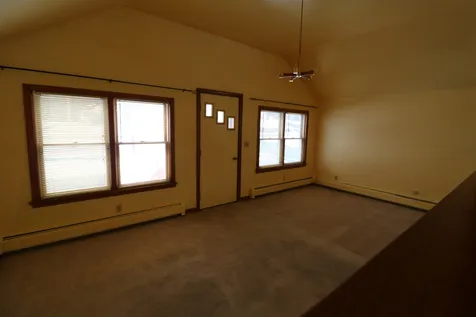 8 Grove Street Jaffrey NH 03452