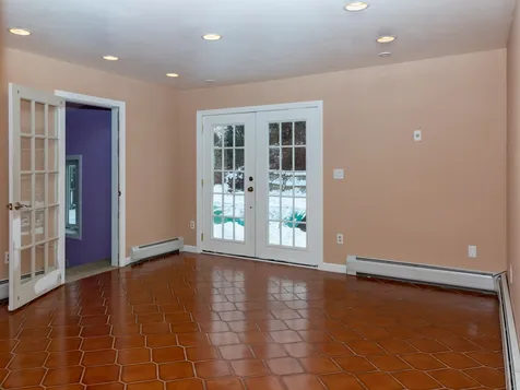 1143 Bridge Street Manchester NH 03104
