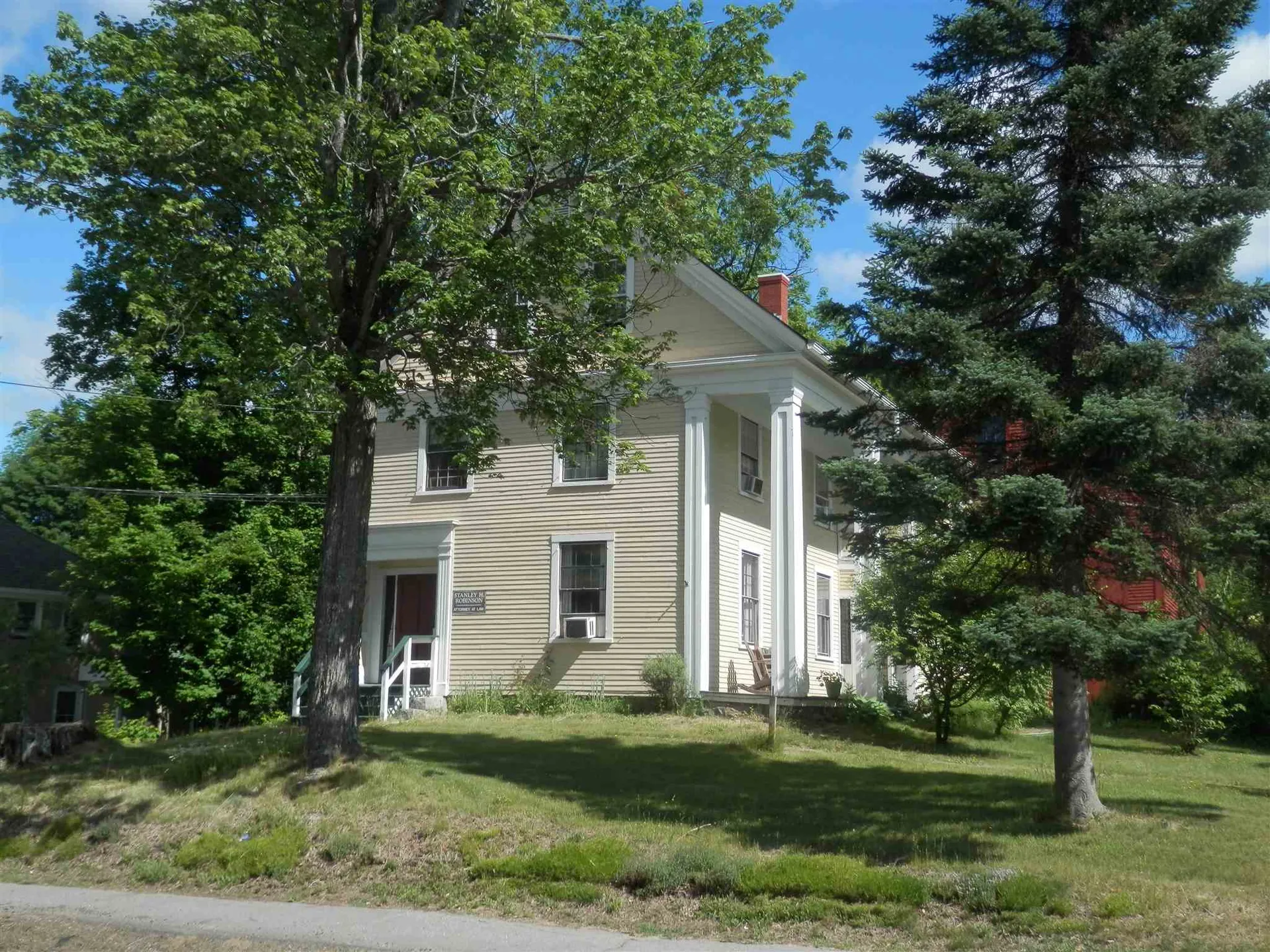 385 West Main Street Tilton NH 03276
