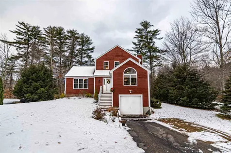 16 Lamprey Village Drive Epping NH 03042