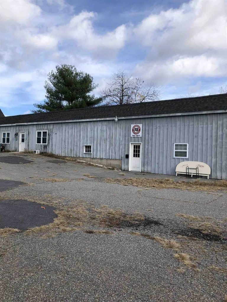 704 West Swanzey Road Swanzey NH 03446