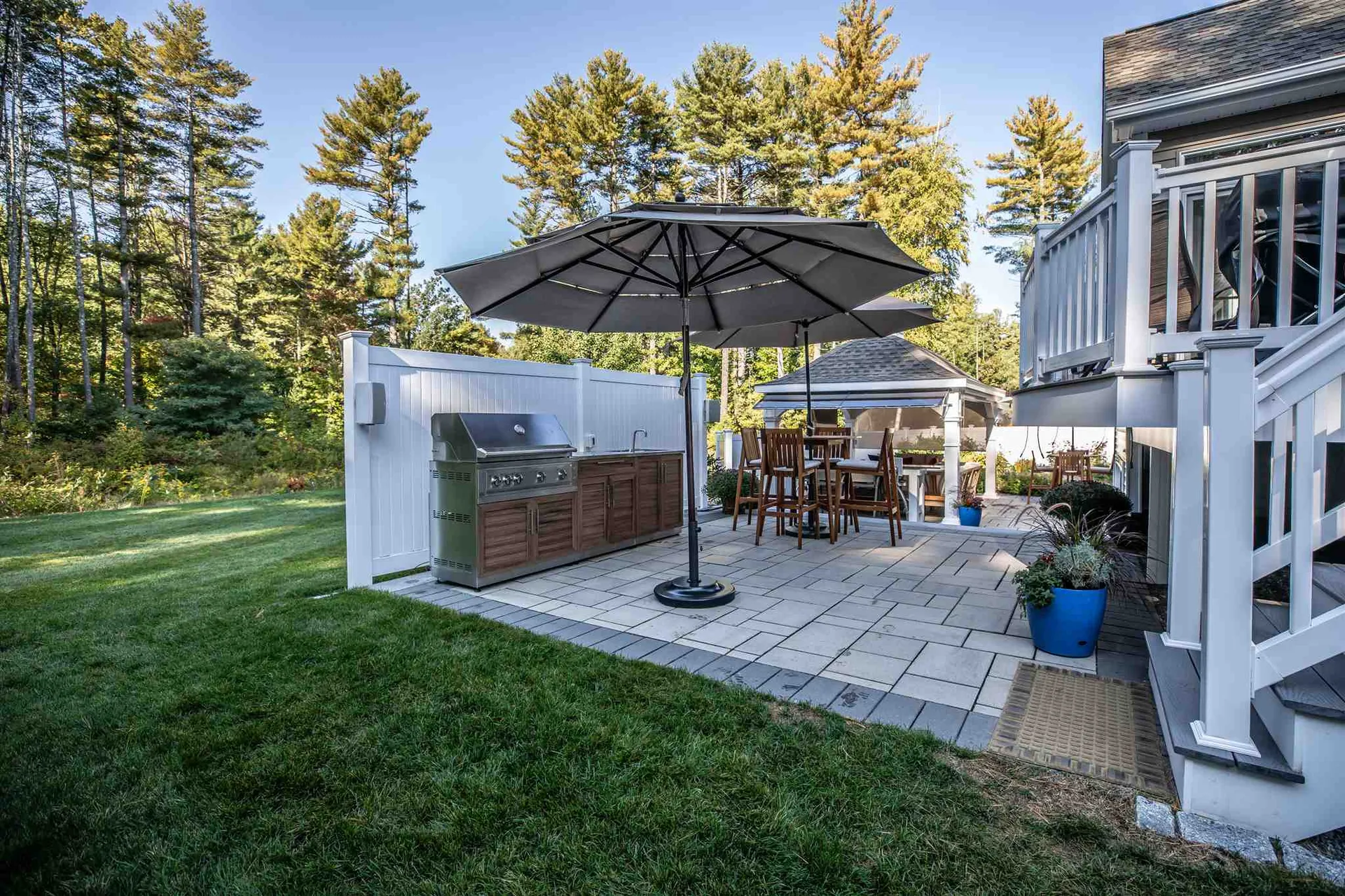 33 Legacy Drive Nashua NH 03062