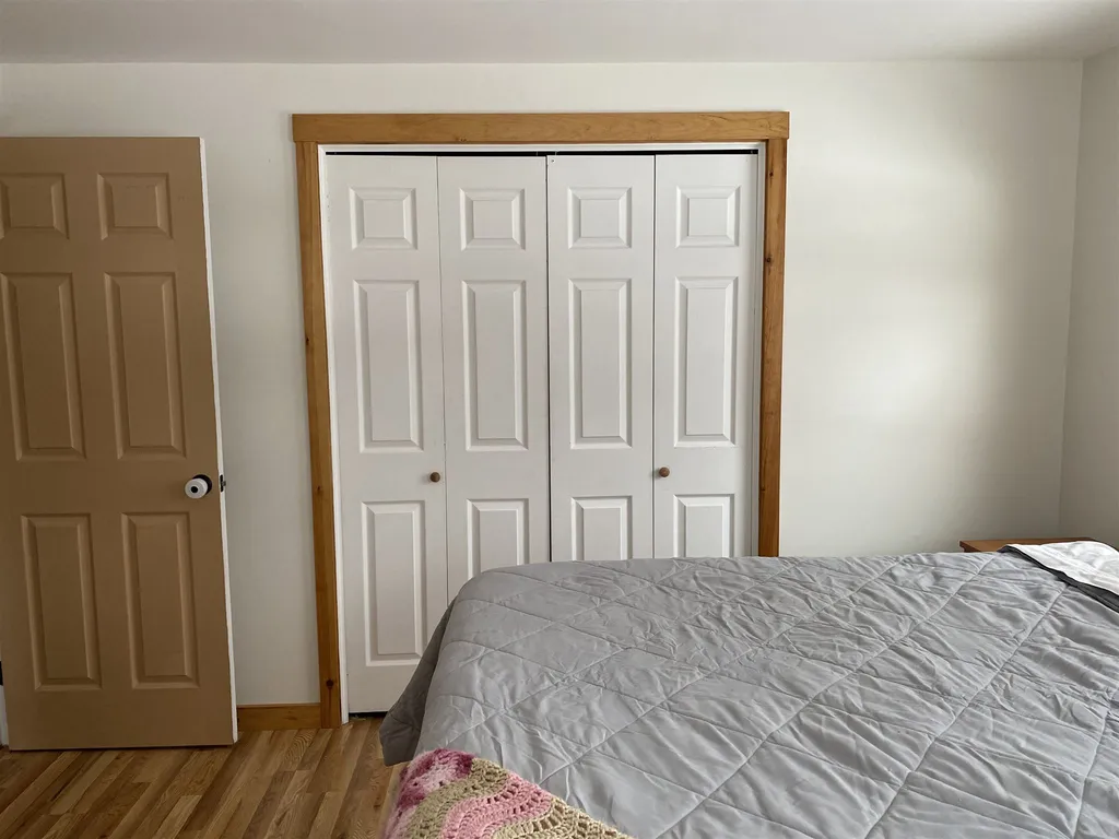 25 Oak Street Newport NH 03773