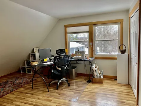 25 Oak Street Newport NH 03773