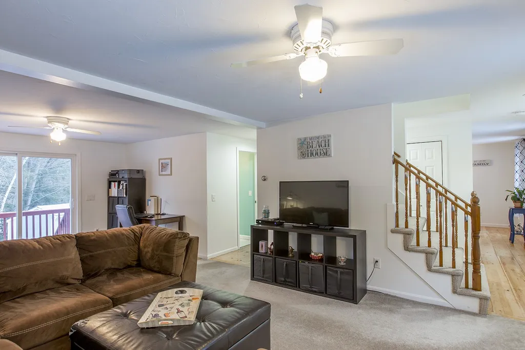 45 Harvey Lane Epping NH 03042
