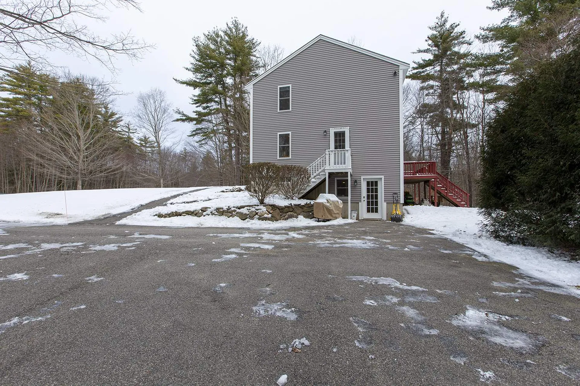 45 Harvey Lane Epping NH 03042