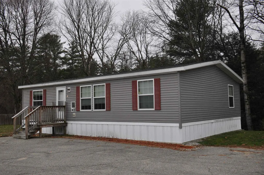 3 Brookside Terrace Allenstown NH 03275