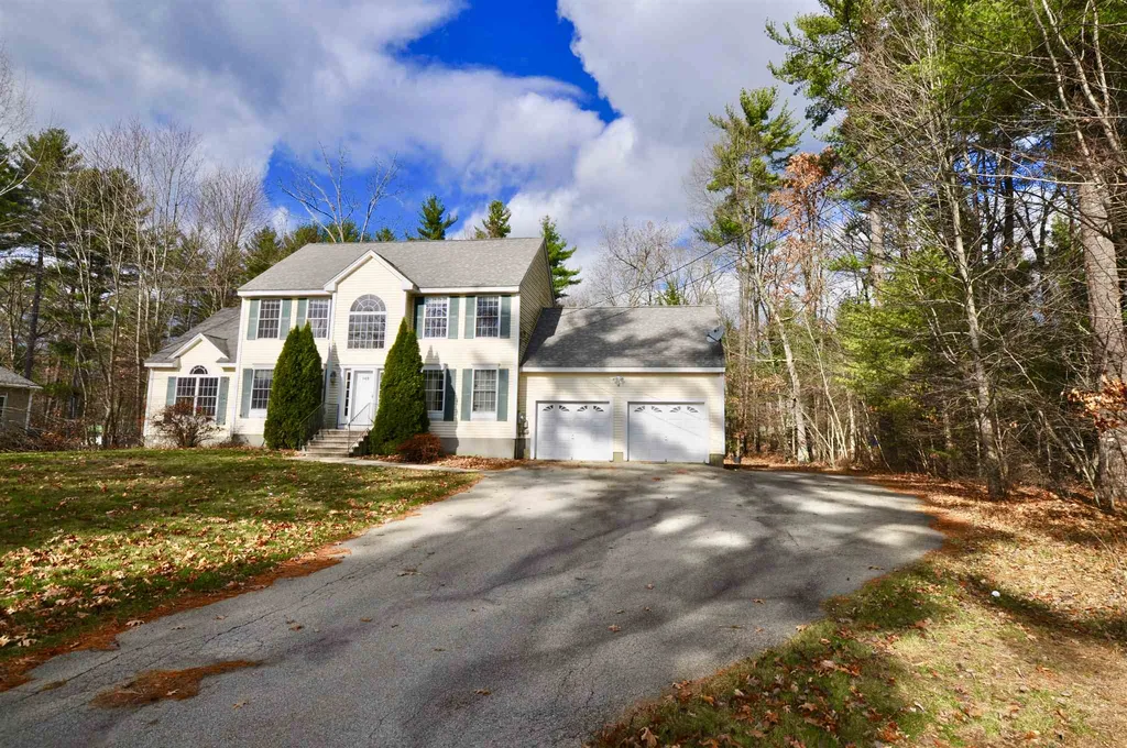 149 Page Road Litchfield NH 03052
