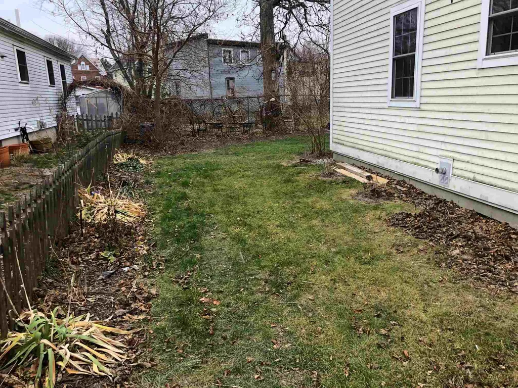32 Hyde Street Burlington VT 05401