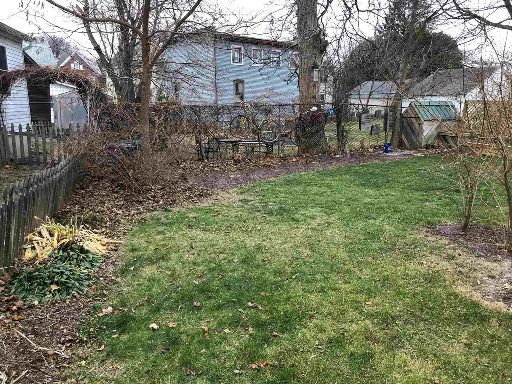 32 Hyde Street Burlington VT 05401