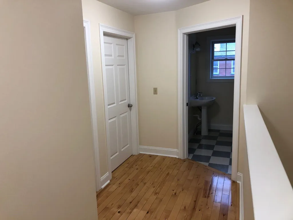 32 Hyde Street Burlington VT 05401